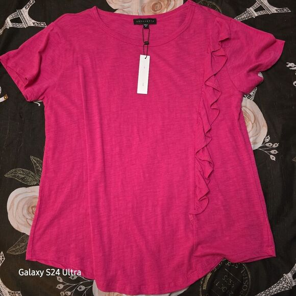 Sanctuary Short Sleeve Top W/Ruffle Design Size Small Pink New - Picture 1 of 6